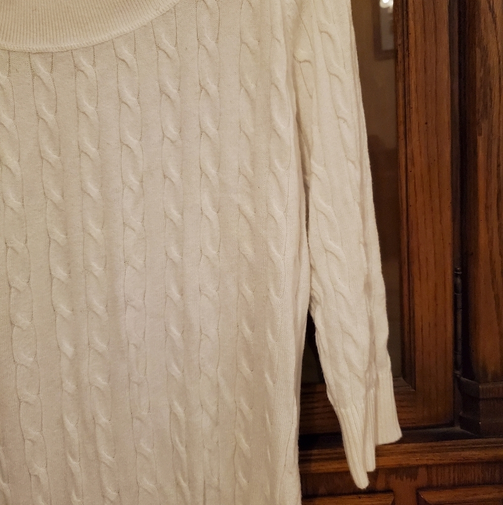 New York & Company Women's Scoop Neck Sweater - Picture 3 of 7